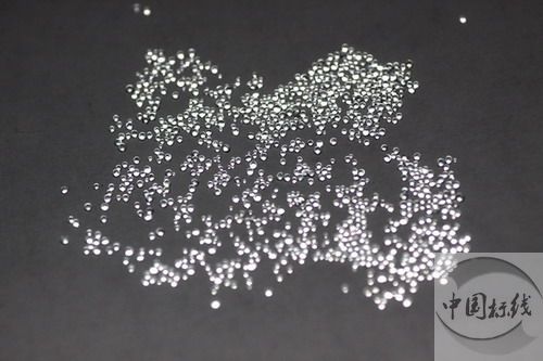 黑山金属表面处理厂喷砂玻璃微珠清理